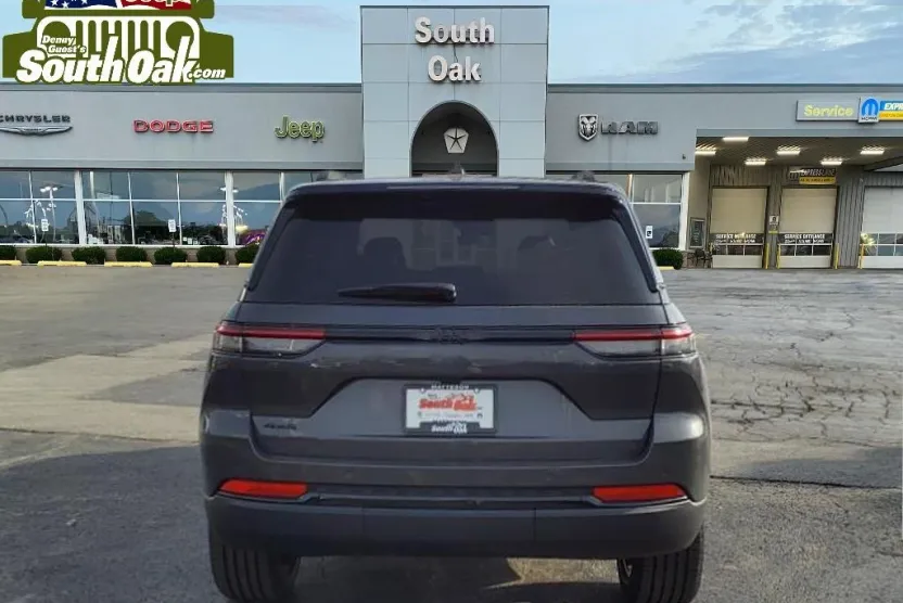 2025 Jeep Grand Cherokee Altitude X photo 1