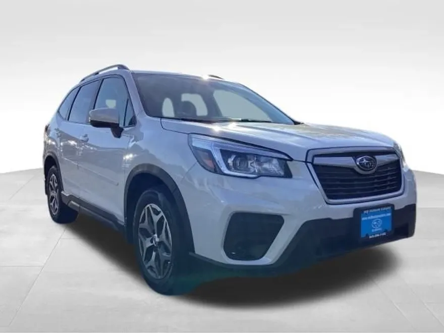 2020 Subaru Forester Premium photo 1