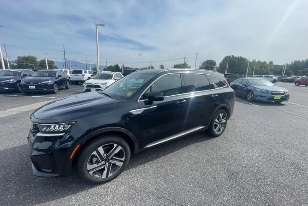 2024 Kia Sorento Hybrid EX photo 1