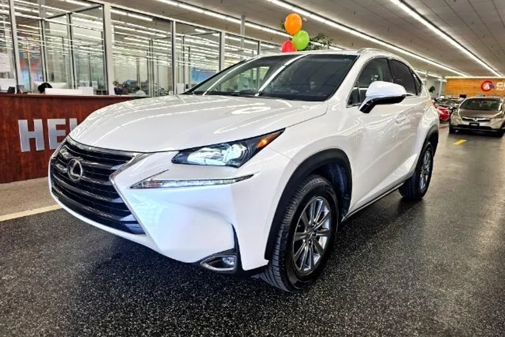 2015 Lexus NX 200t Luxury photo 1
