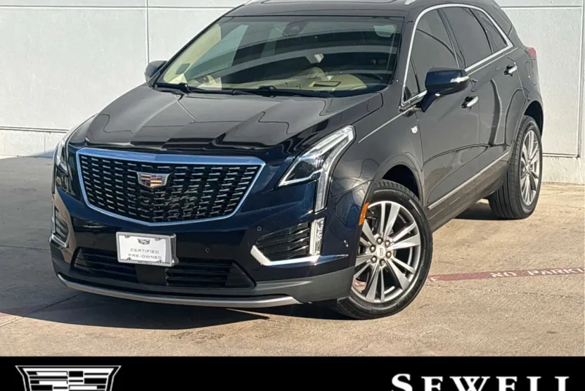 2021 Cadillac XT5 Platinum Premium Luxury photo 1
