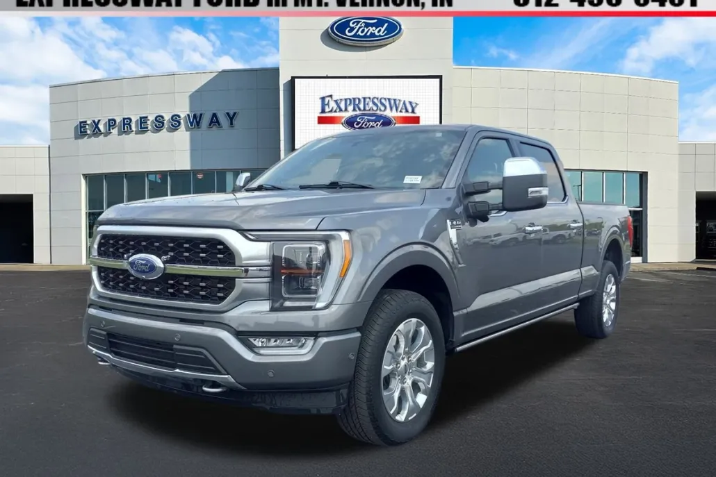 2023 Ford F-150 Platinum photo 1