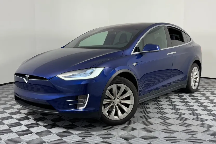 2019 Tesla Model X Long Range photo 1