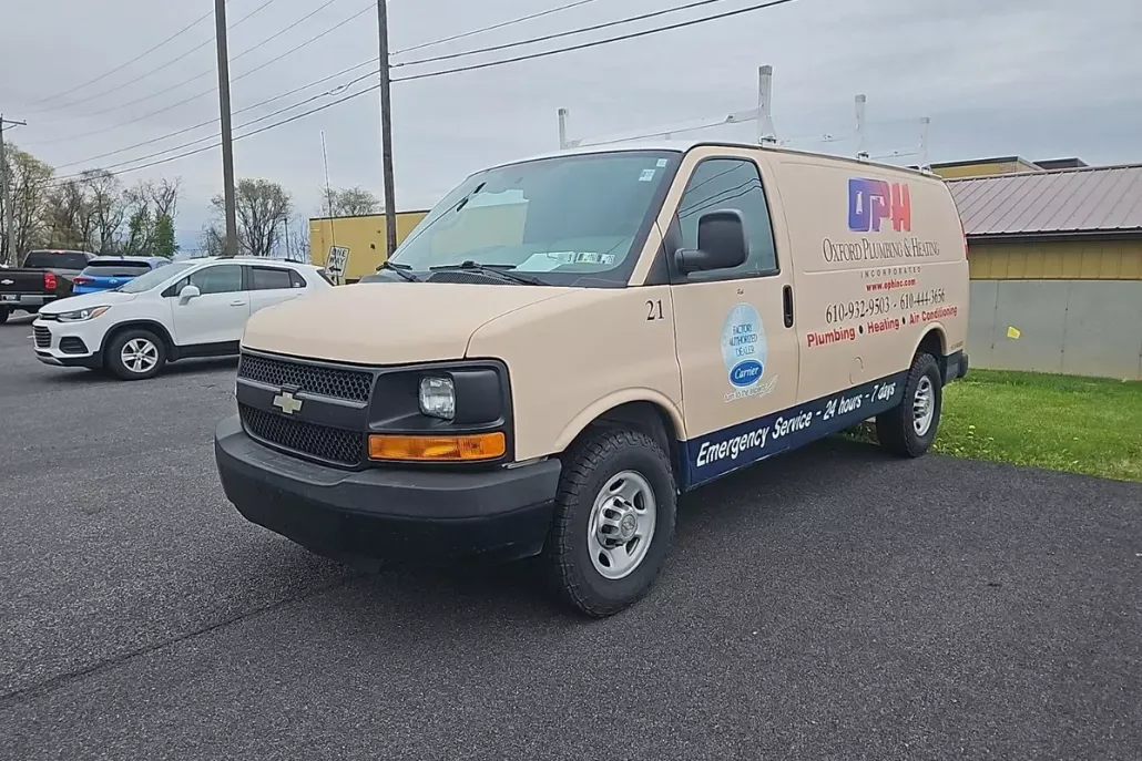2014 Chevrolet Express 2500 Work Van photo 1