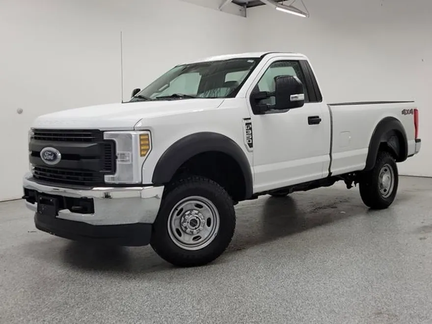 2019 Ford F-350 photo 1