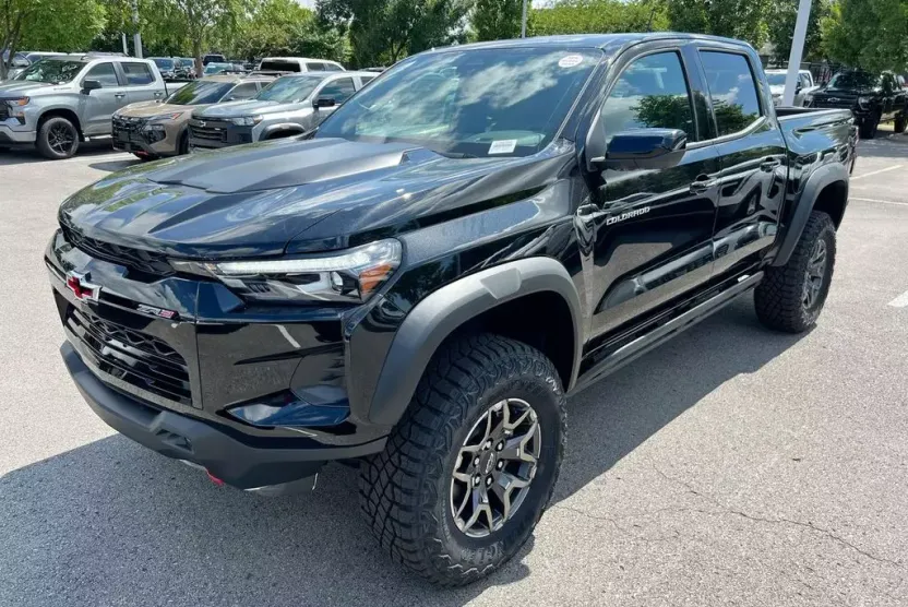 2026 Chevrolet Colorado ZR2 photo 1