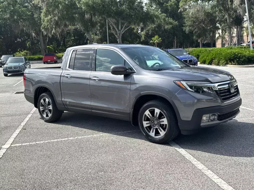 2019 Honda Ridgeline RTL-E photo 1