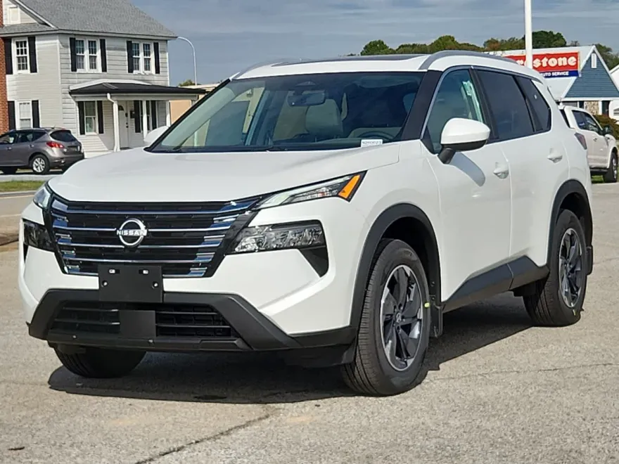 2026 Nissan Rogue SV photo 1