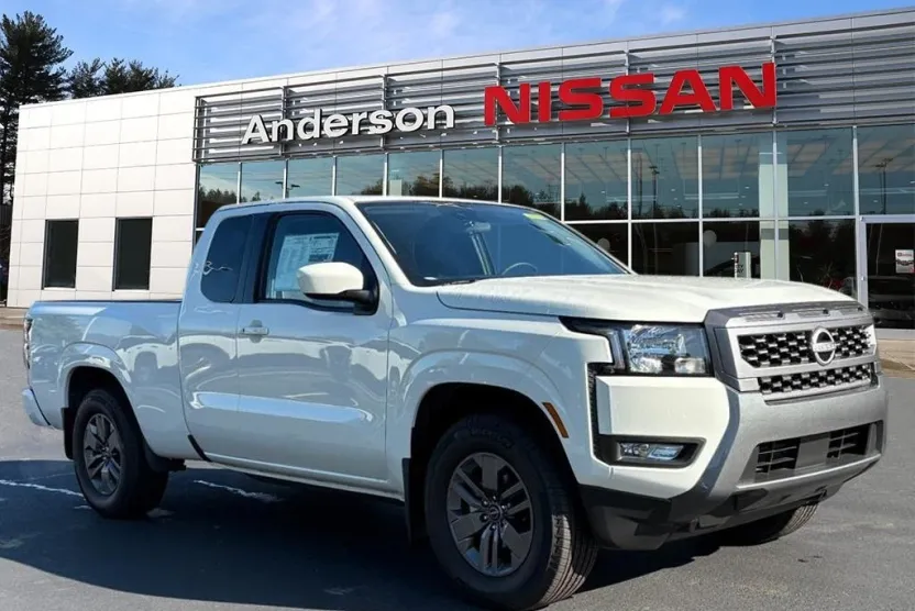 2025 Nissan Frontier King Cab SV photo 1