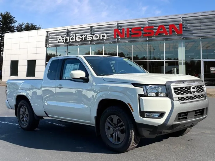 2025 Nissan Frontier King Cab SV photo 1