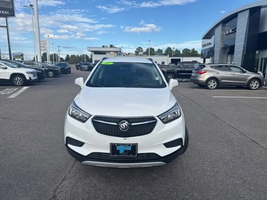 2022 Buick Encore Preferred photo 1