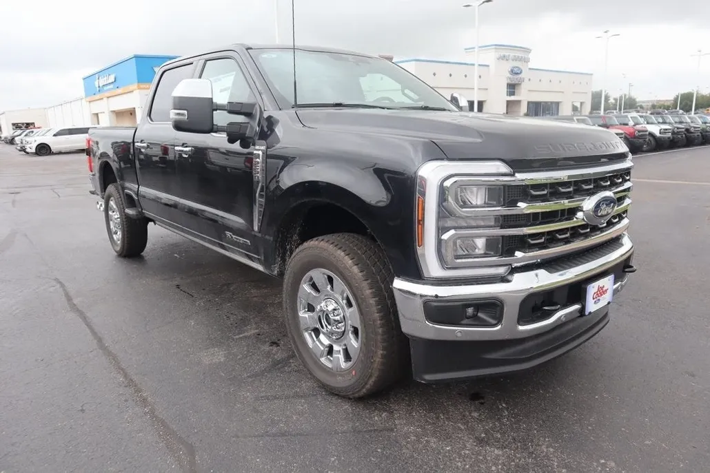 2025 Ford F-250 King Ranch photo 1
