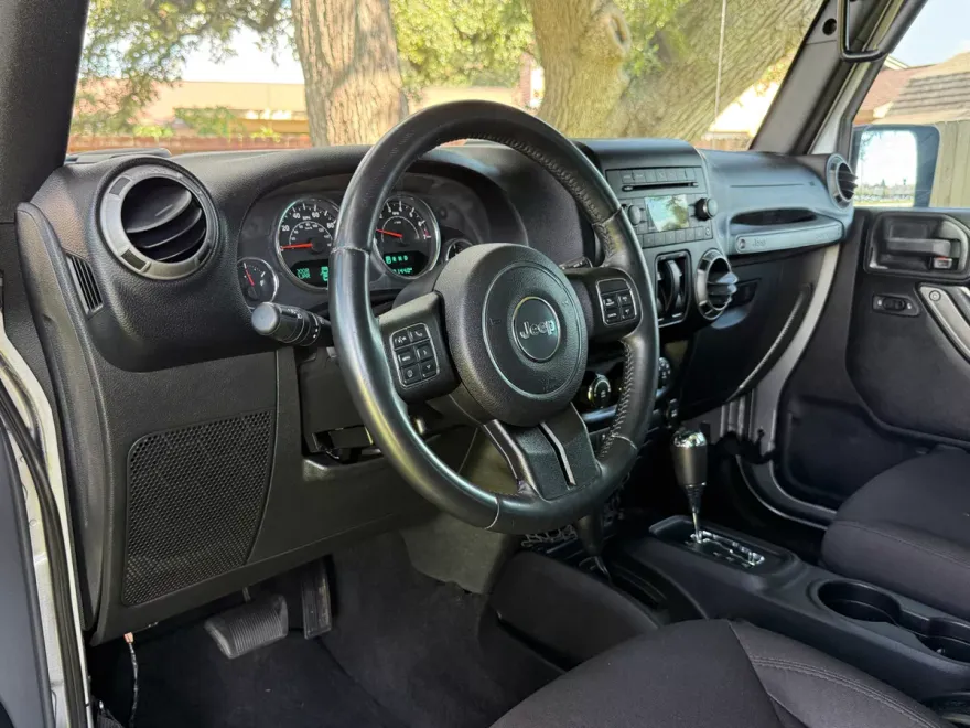 2015 Jeep Wrangler Sport photo 1