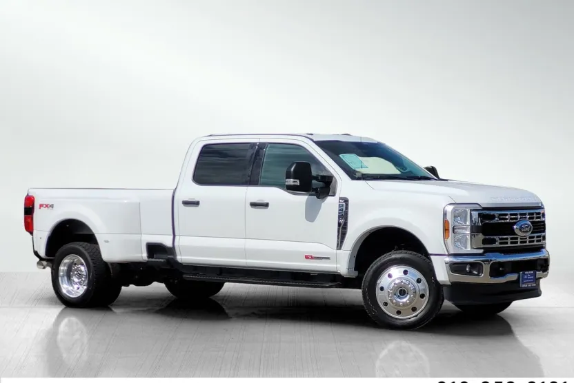 2024 Ford F-450 XLT photo 1