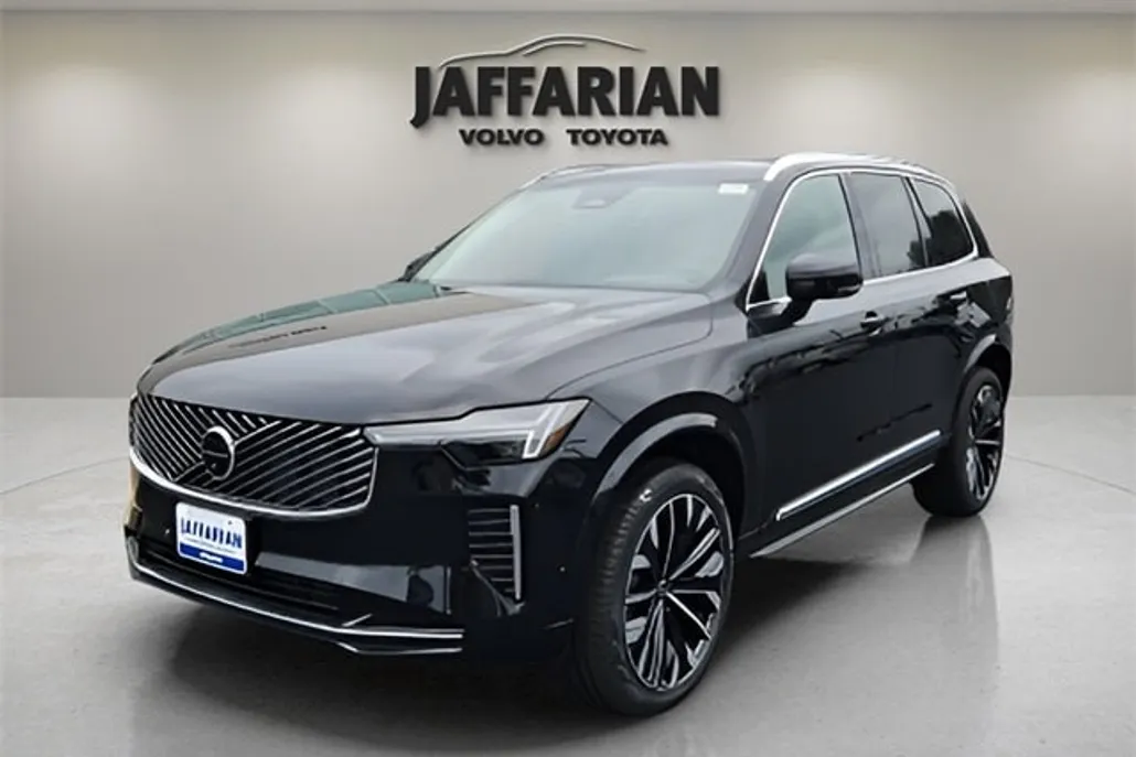 2026 Volvo XC90 photo 1