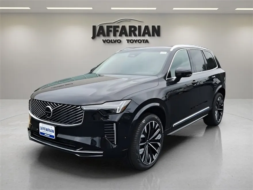 2026 Volvo XC90 photo 1