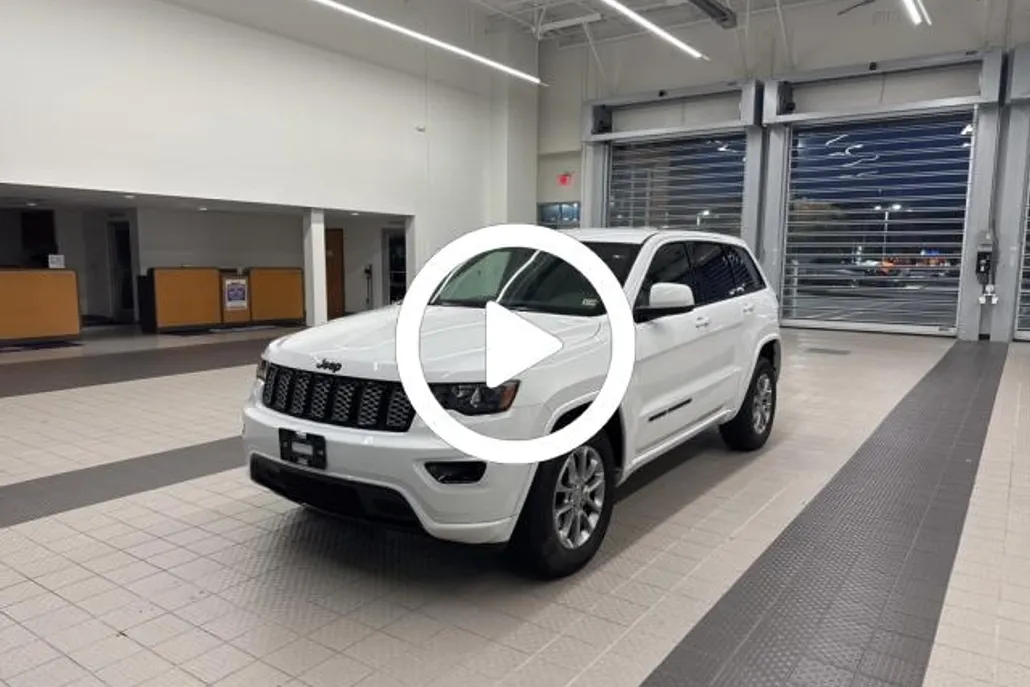2019 Jeep Grand Cherokee Altitude photo 1