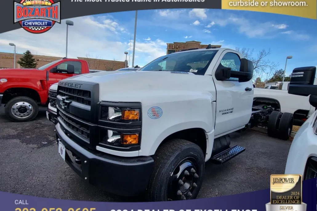 2024 Chevrolet Silverado 5500HD Work Truck photo 1