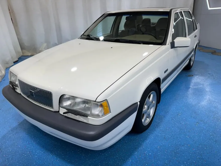 1995 Volvo 850 photo 1