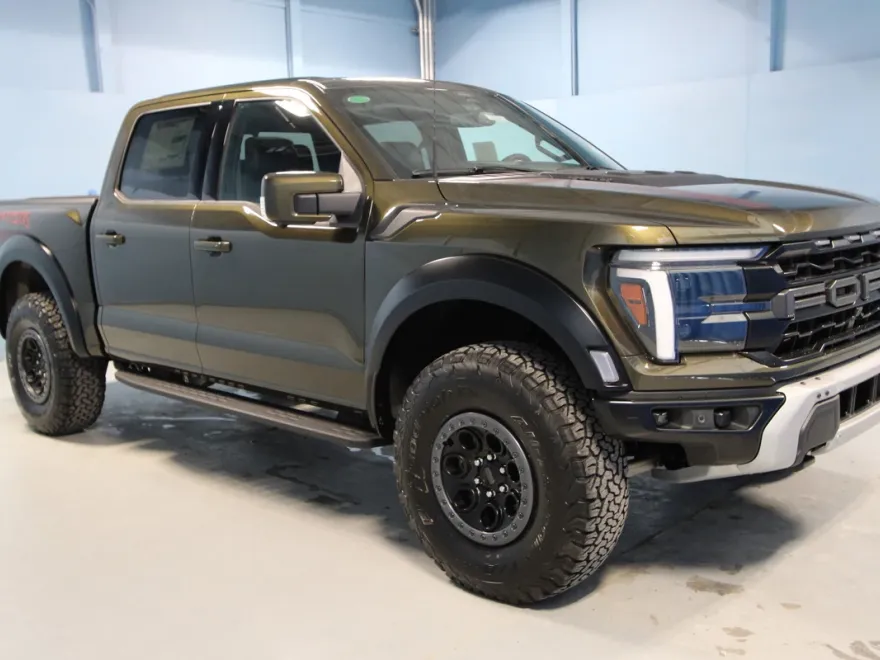 2025 Ford F-150 Raptor photo 1