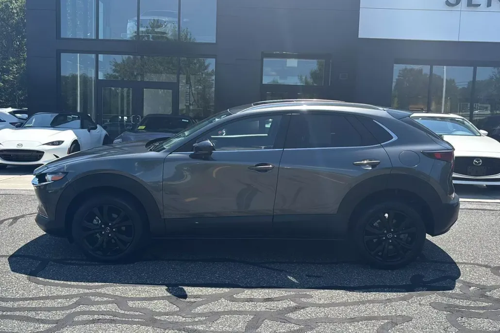 2022 Mazda CX-30 2.5 Turbo photo 1