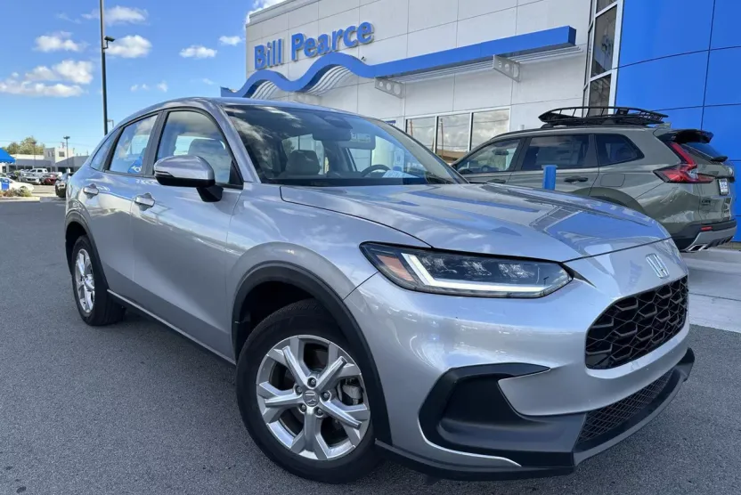 2023 Honda HR-V LX photo 1