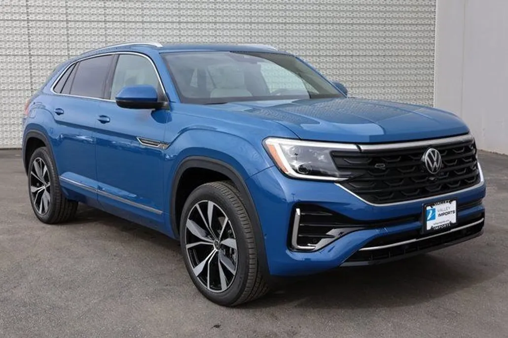2025 Volkswagen Atlas Cross Sport SEL Premium R-Line photo 1