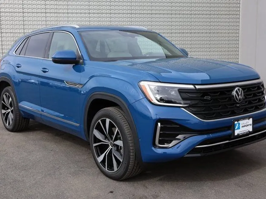 2025 Volkswagen Atlas Cross Sport SEL Premium R-Line photo 1