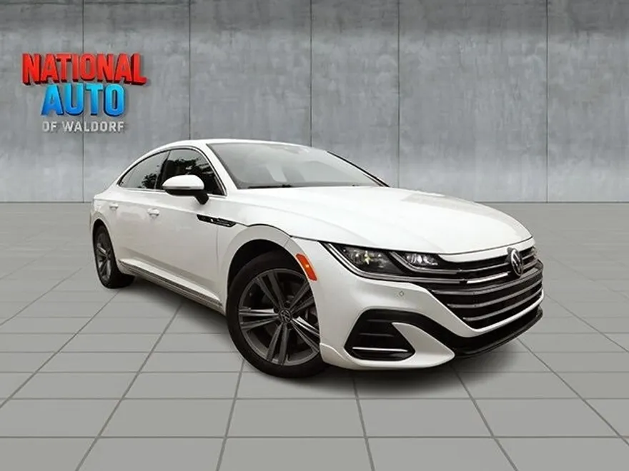 2023 Volkswagen Arteon SE R-Line photo 1
