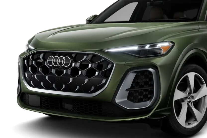 2025 Audi Q5 2.0T Prestige photo 1