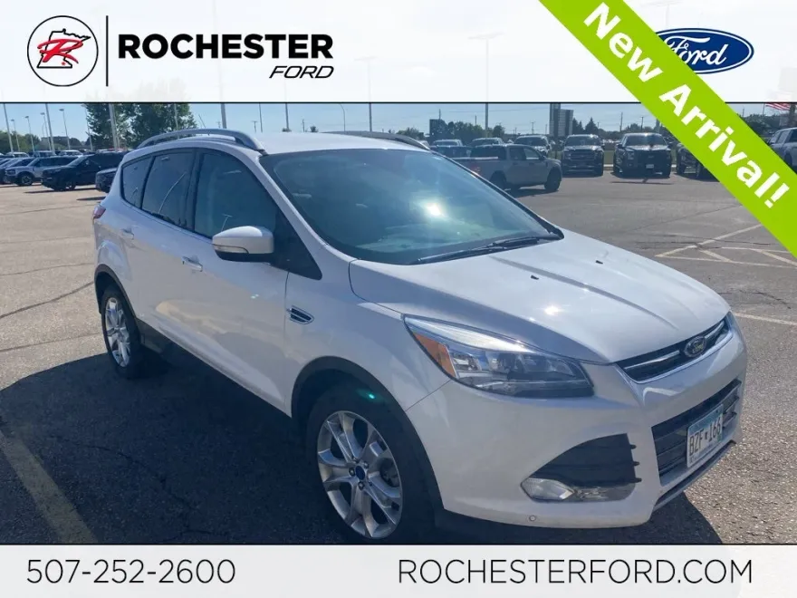 2016 Ford Escape Titanium photo 1
