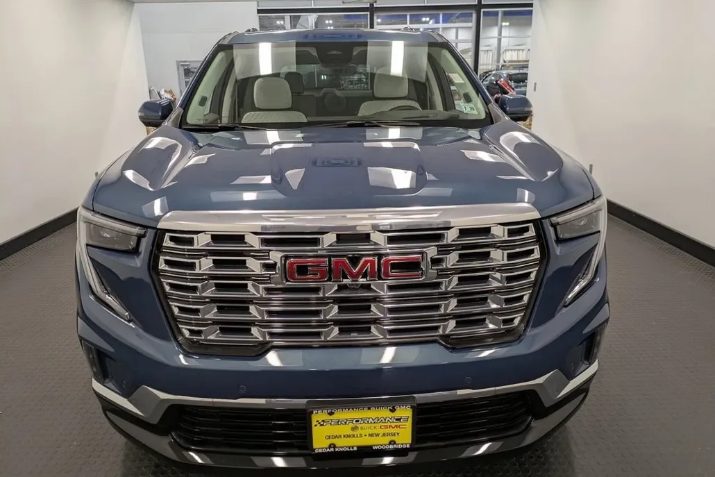 2024 Gmc Acadia Denali photo 1