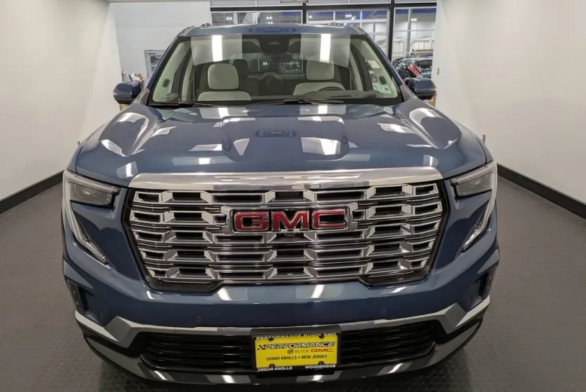 2024 Gmc Acadia Denali photo 1