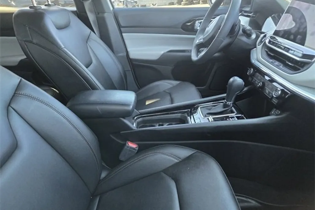 2024 Jeep Compass Limited photo 1