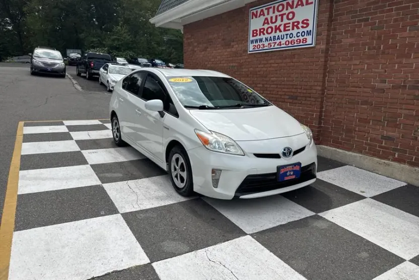 2012 Toyota Prius Two photo 1