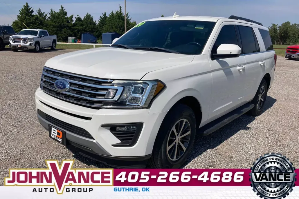 2020 Ford Expedition XLT photo 1