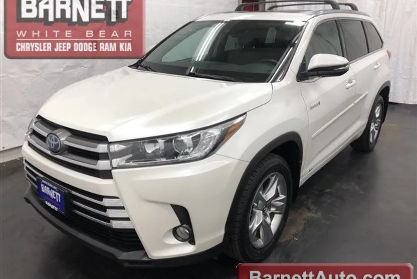 2018 Toyota Highlander Hybrid Limited photo 1