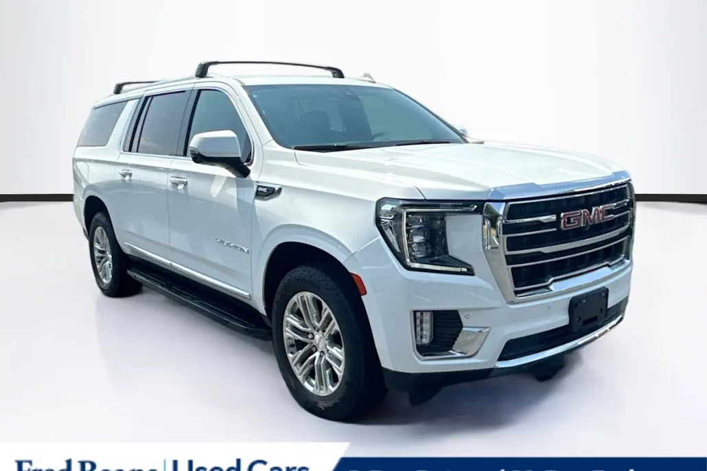 2022 Gmc Yukon XL SLT photo 1