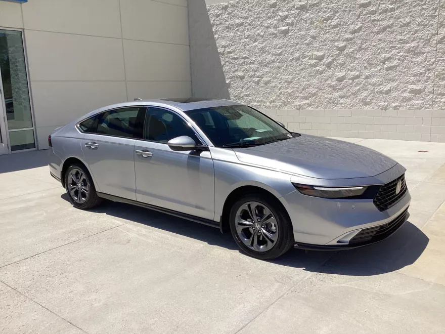 2025 Honda Accord Hybrid EX-L photo 1