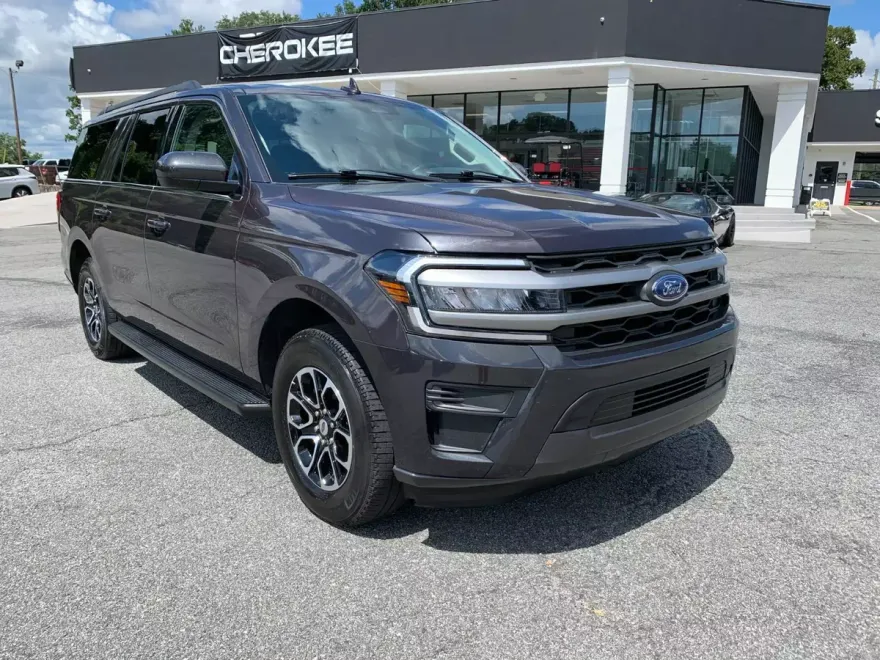 2024 Ford Expedition MAX XLT photo 1