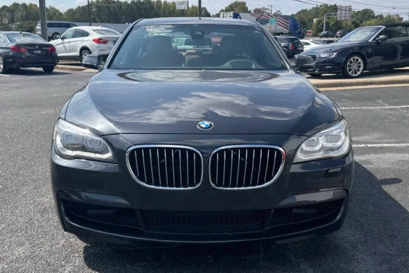 2015 Bmw 740i Sedan photo 1
