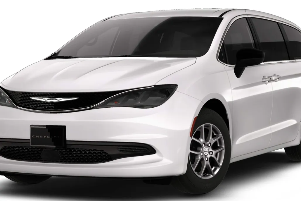 2026 Chrysler Voyager LX photo 1