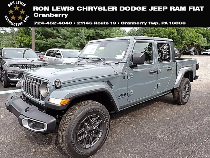 2025 Jeep Gladiator Sport S photo 1