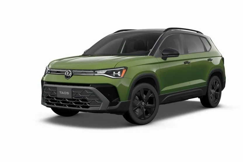 2025 Volkswagen Taos SE photo 1