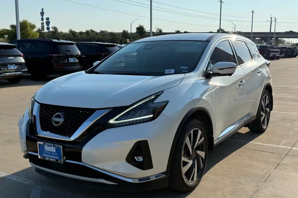 2023 Nissan Murano SL photo 1