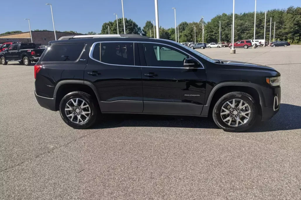2023 Gmc Acadia SLT photo 1