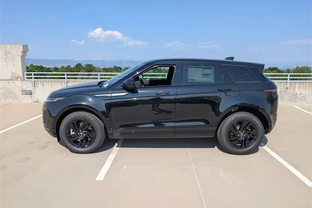 2026 Land Rover Range Rover Evoque S photo 1