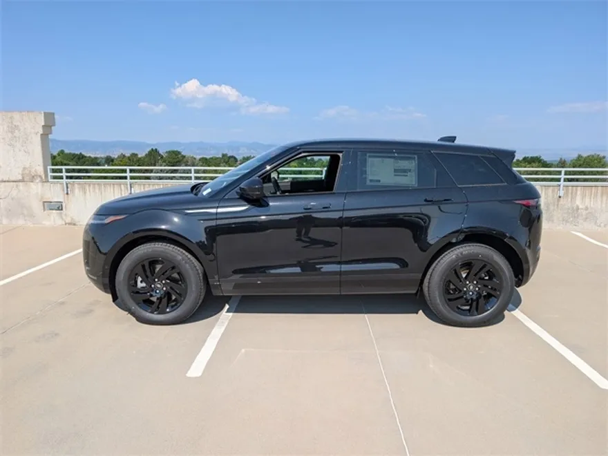 2026 Land Rover Range Rover Evoque S photo 1