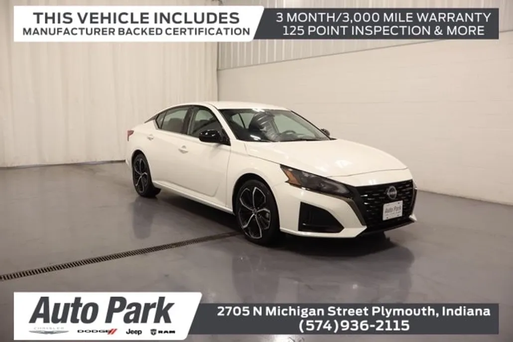 2024 Nissan Altima 2.5 SR photo 1