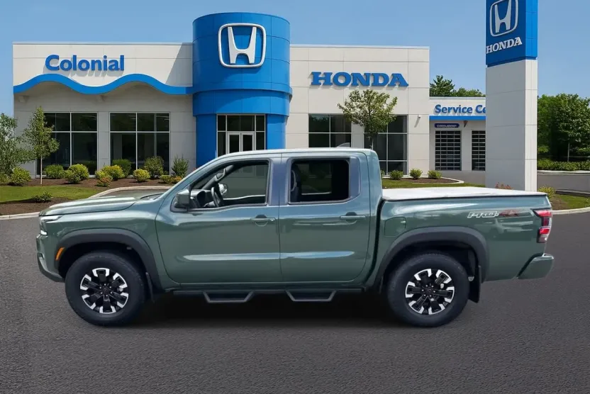 2023 Nissan Frontier PRO-4X photo 1